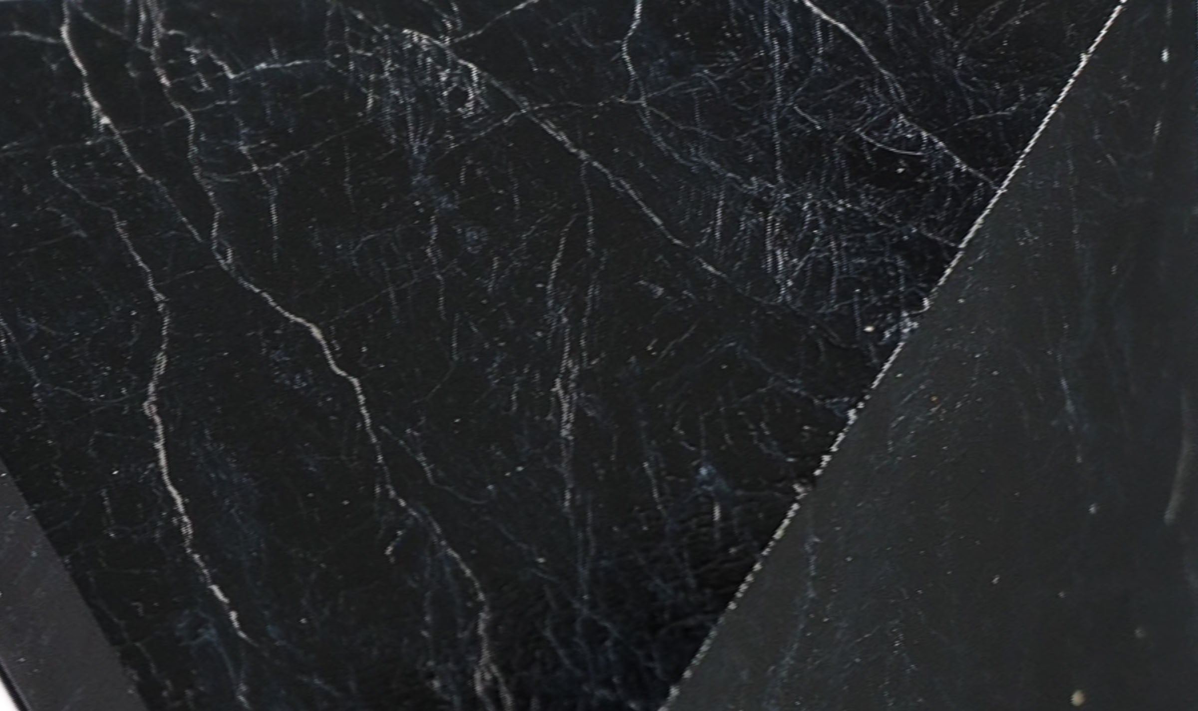 Schörl Turmalin Schutzstein Schwarzer Heilstein Wirkung Sternzeichen Edelstein Schwarz