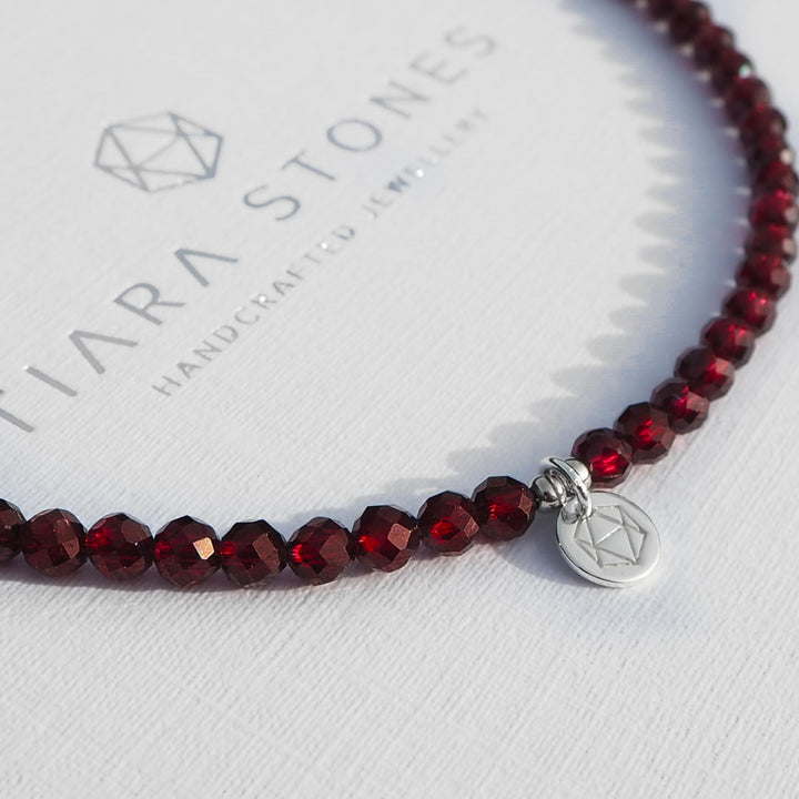 Granatkette roter granat edelsteinkette, Schmuck online Deutschland Kette mit Edelstein Rot Granat Edelsteinschmuck Granatschmuck Kette mit Anhänger Granat Granatannhänger echt silber
