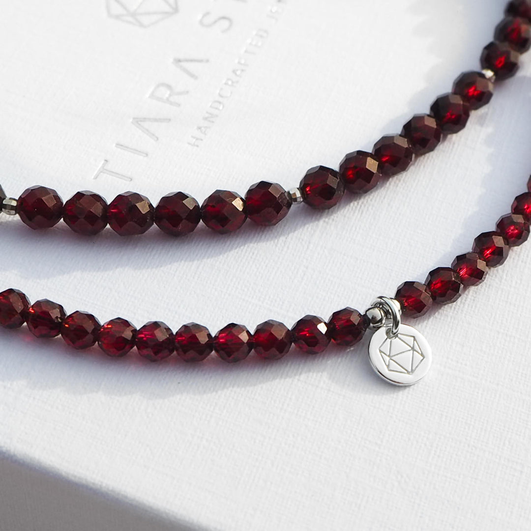 Granatkette roter granat edelsteinkette, Schmuck online Deutschland Kette mit Edelstein Rot Granat Edelsteinschmuck Granatschmuck Kette mit Anhänger Granat Granatannhänger echt silber