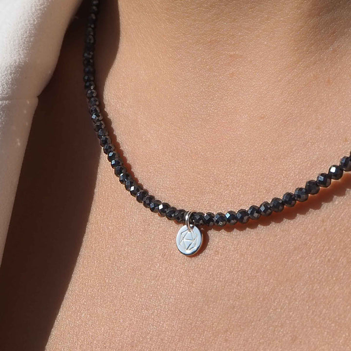 Edelsteinkette Hämatit, Hämatitschmuck, Blutsteinkette mit echtem Silber, Verschiedene Kettenlängen, handgefertigte steinkette Heilsteinstkette Hämatit Energie und Kraft