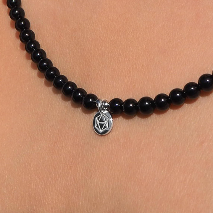 Turmalinschmuck mit Silber, Turmalinkette, Halskette Turmalin Schwarz Schutzkette Schörl schwarze Edelsteinkette Heilstein Turmalin Kette, Handgemachte Turmalinkette